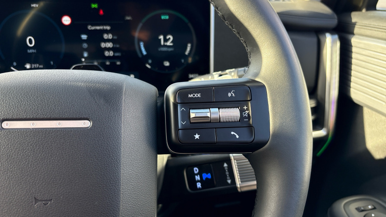 Hyundai SANTA FE 1.6 TGDi Plug-in Hybrid Ultimate 5dr 4WD Auto Estate